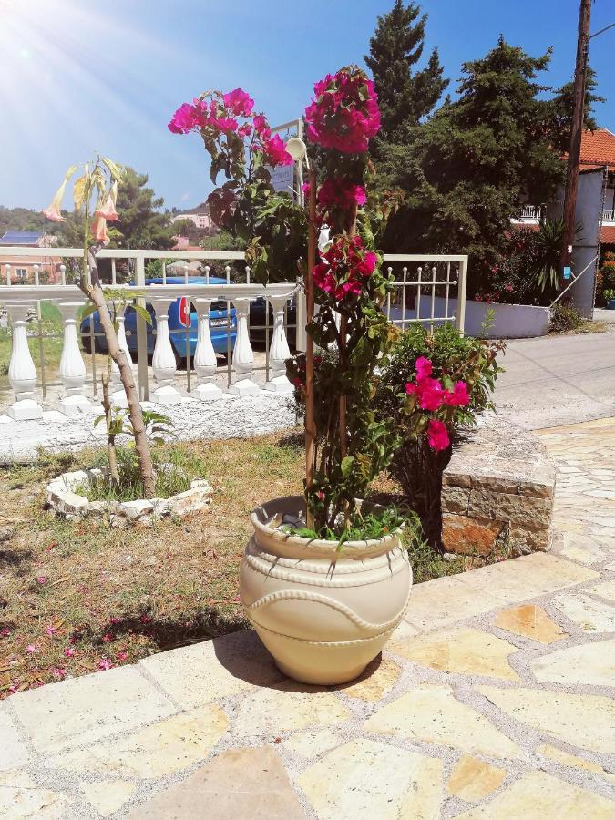 Makis Apartments Arillas  Zewnętrze zdjęcie